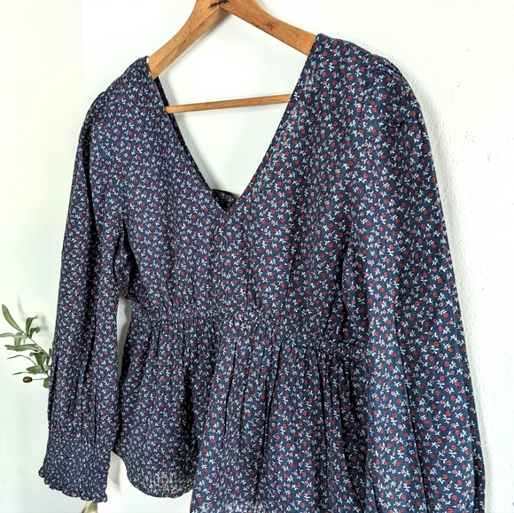Sold! NWT Madewell Tie-Back Peplum Puff Sleeve Top - Picture 6 of 15